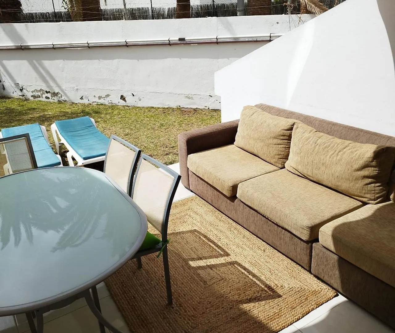 Garden City Playa Feñabe